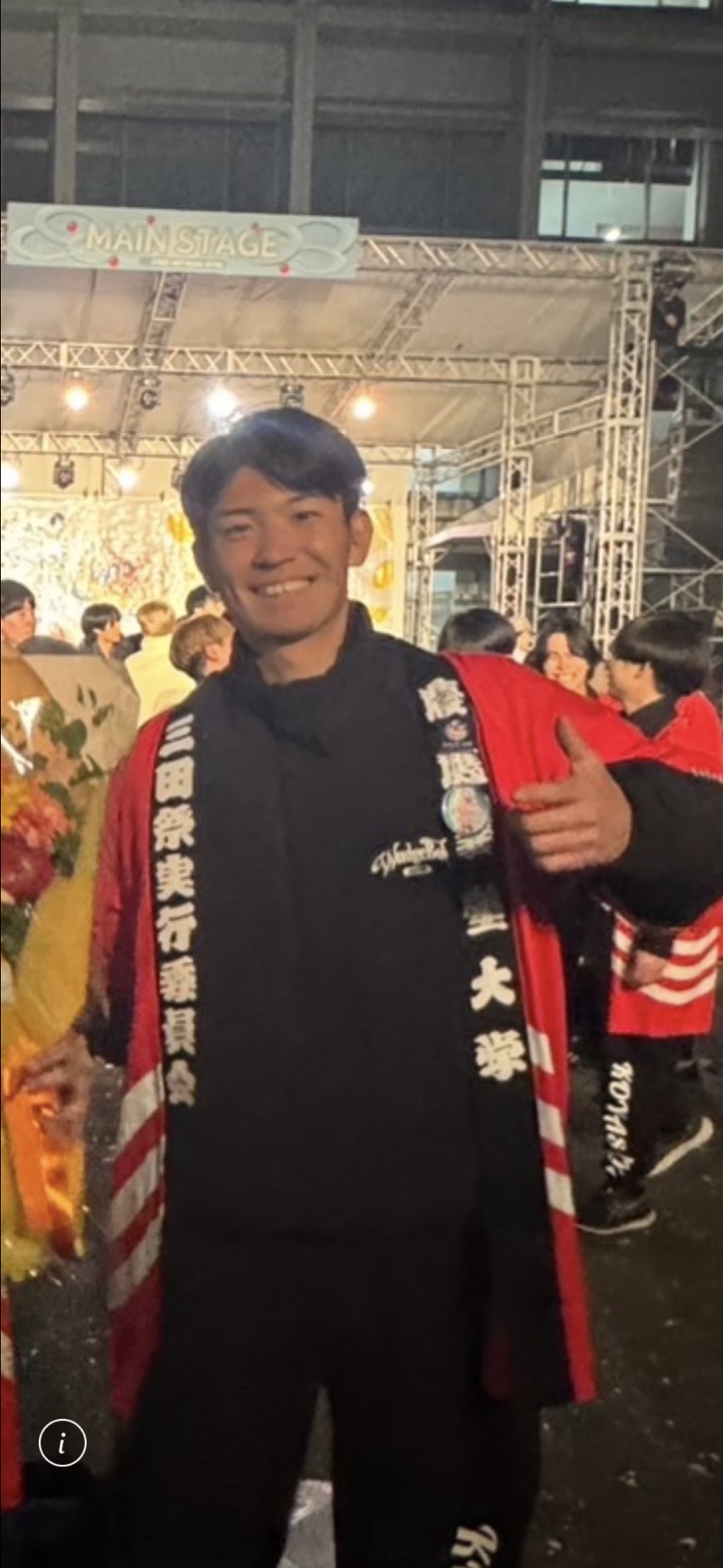 インタビュアー杉浦